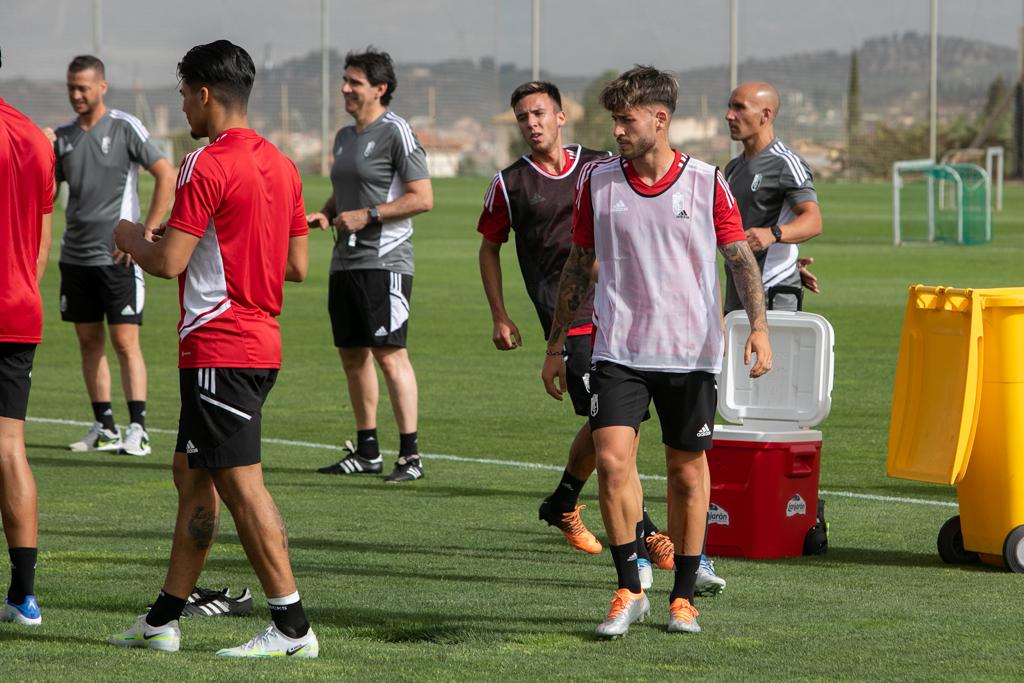 Fotos: La vuelta al tajo del Granada, en imágenes