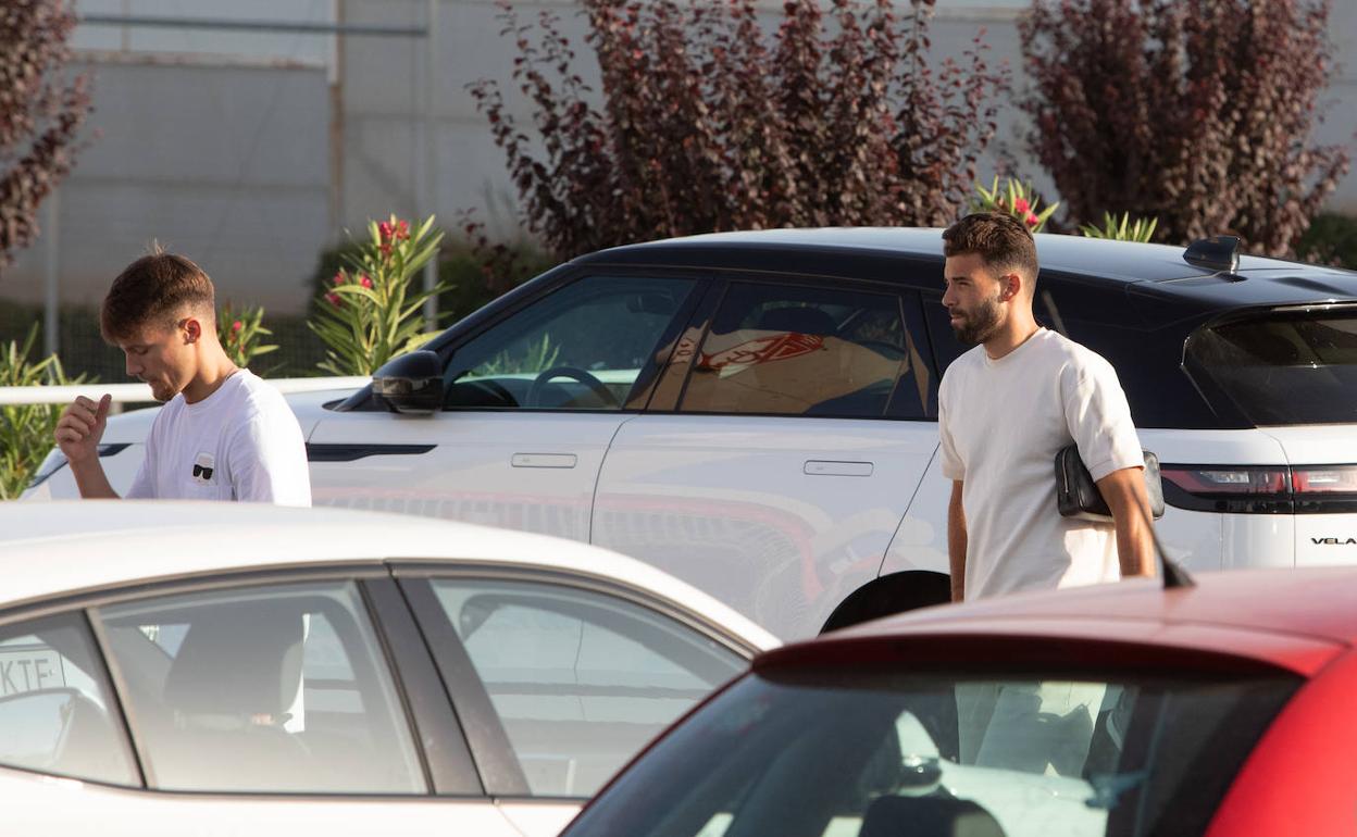 Luis Maximiano, a la derecha, en la Ciudad Deportiva. 