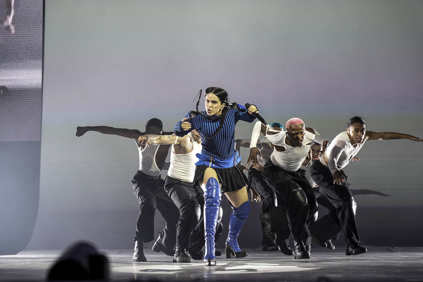 El espectáculo de 'Motomami' llega a Almería por todo lo alto