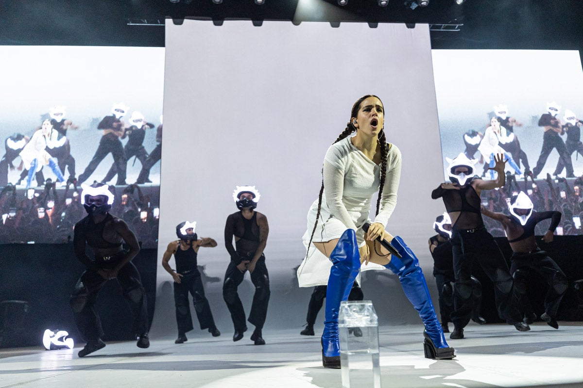 Rosalía, durante su concierto en Granada.