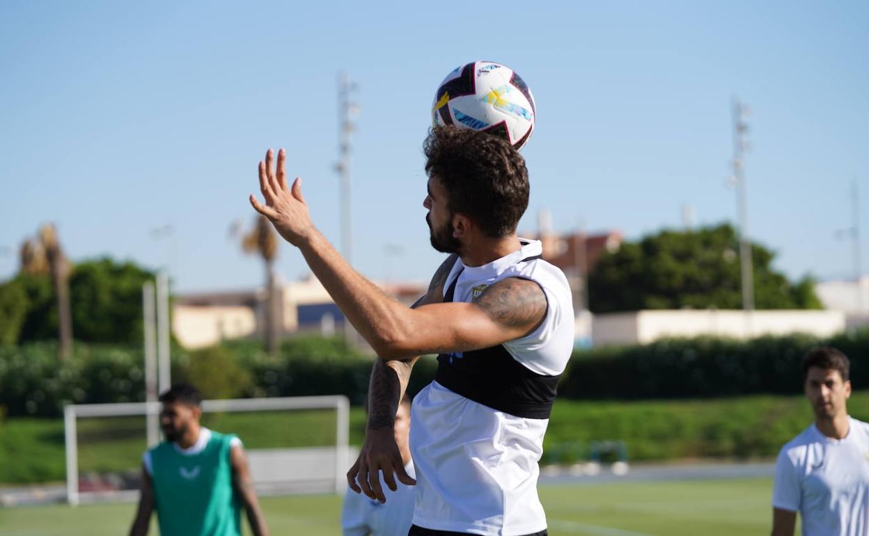 Centelles trabaja consciente de que lo que llega en agosto. 