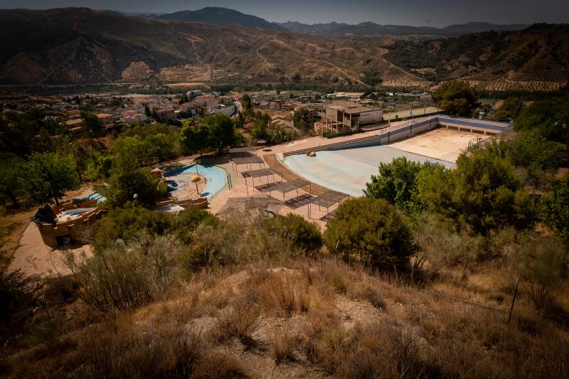 Estado de abandono de Aquaola Granada. 