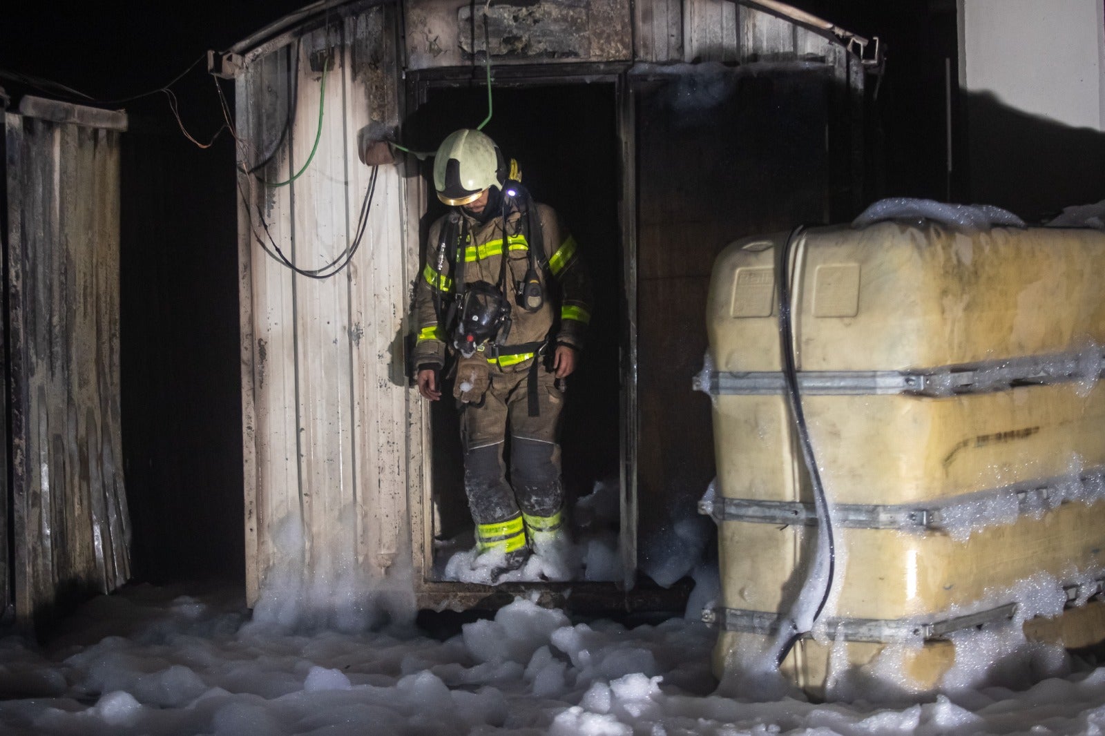 Los bomberos han sofocado las llamas en pocos minutos.