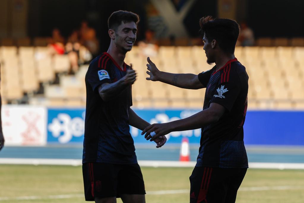 Fotos: Las imágenes del triangular entre el Granada, el Xerez y el Real Madrid Castilla