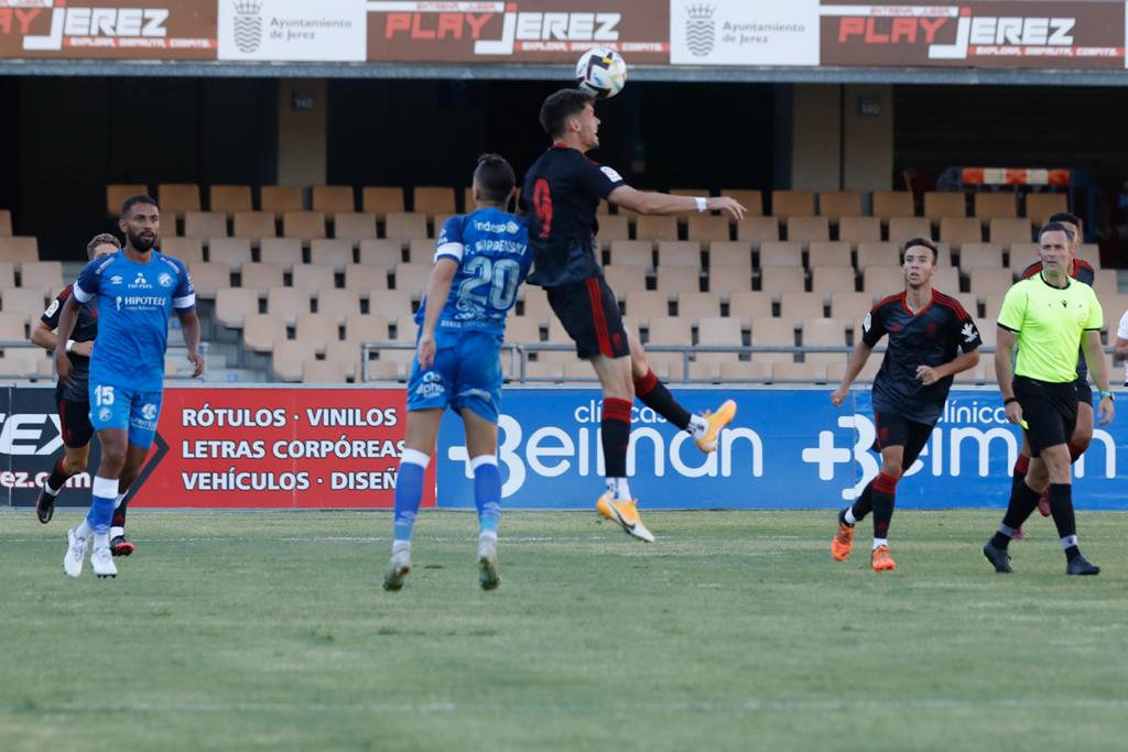 Fotos: Las imágenes del triangular entre el Granada, el Xerez y el Real Madrid Castilla