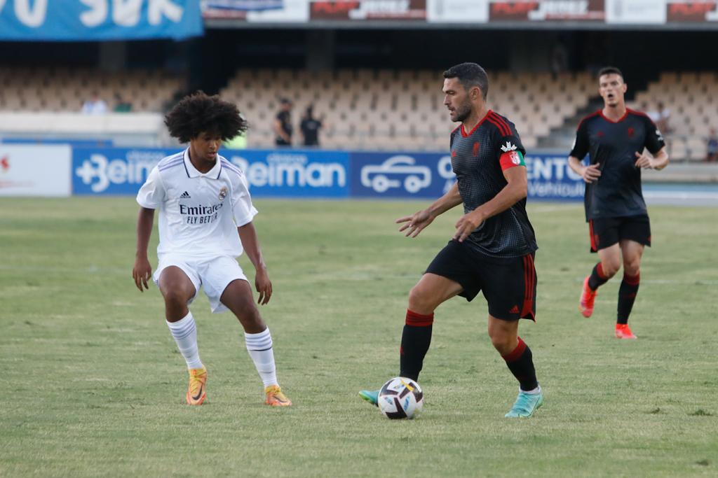 Fotos: Las imágenes del triangular entre el Granada, el Xerez y el Real Madrid Castilla