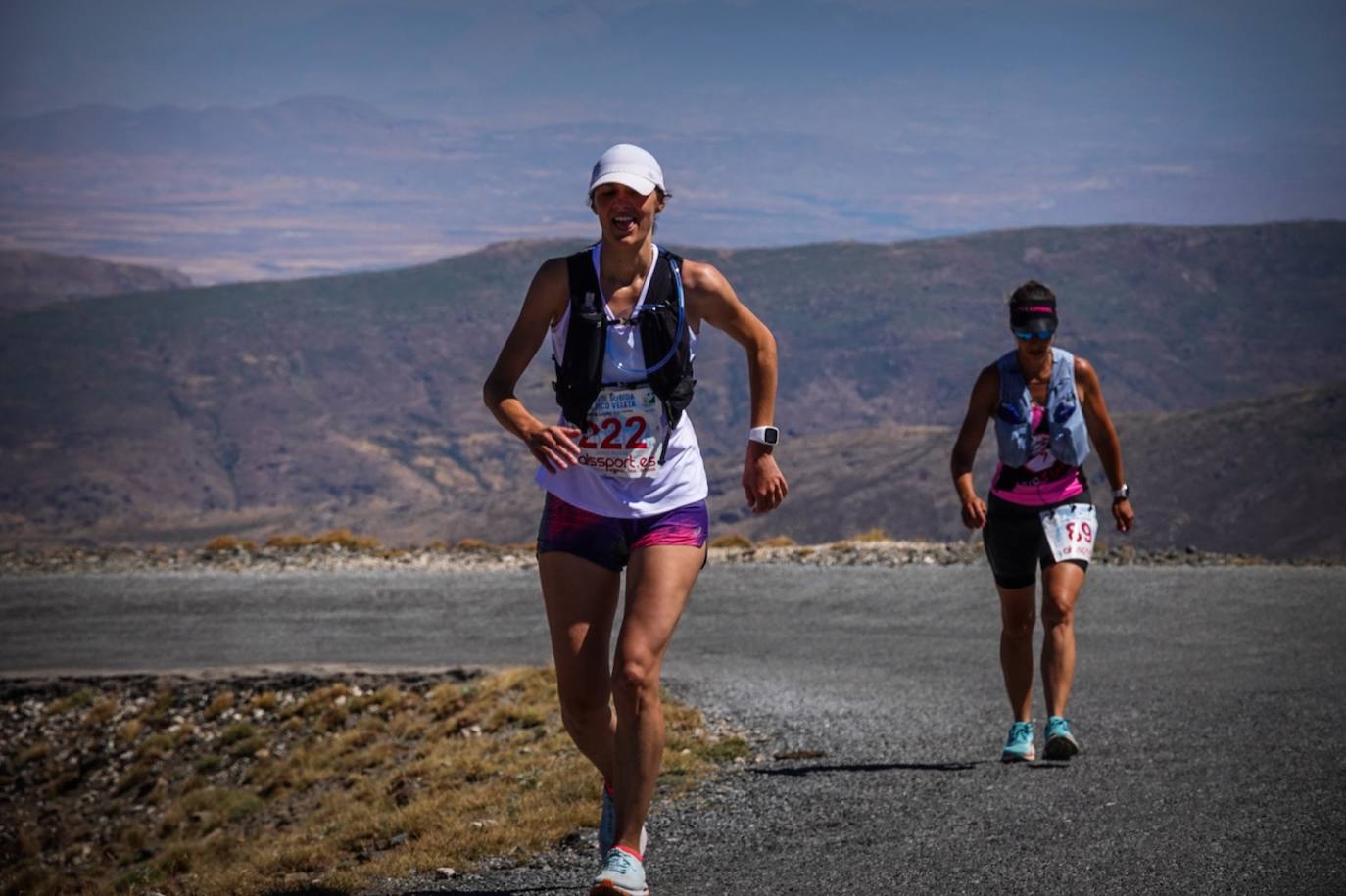 La 38 edición de la Subida Internacional Pico Veleta se ha celebrado este domingo.