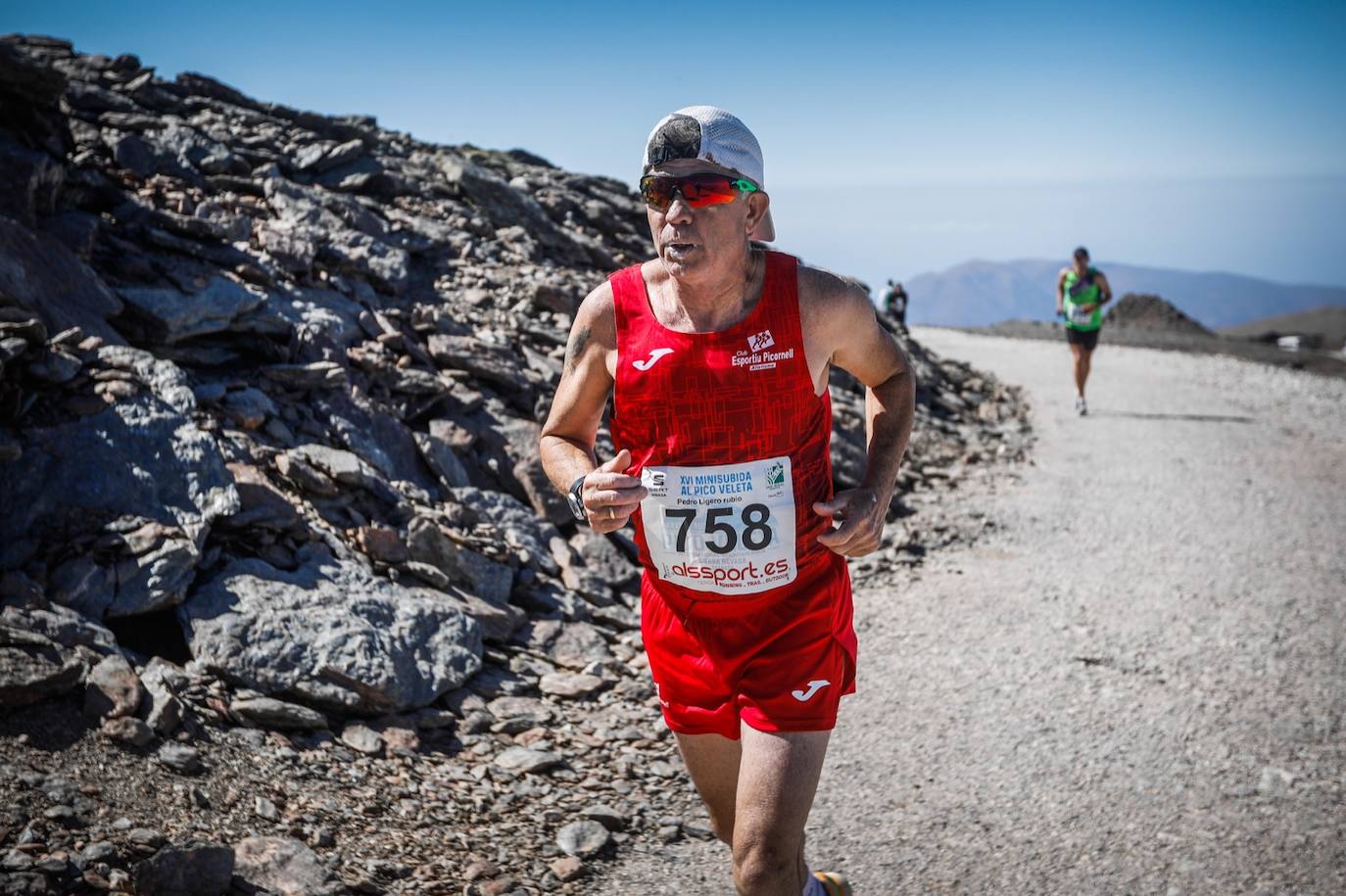 La 38 edición de la Subida Internacional Pico Veleta se ha celebrado este domingo.