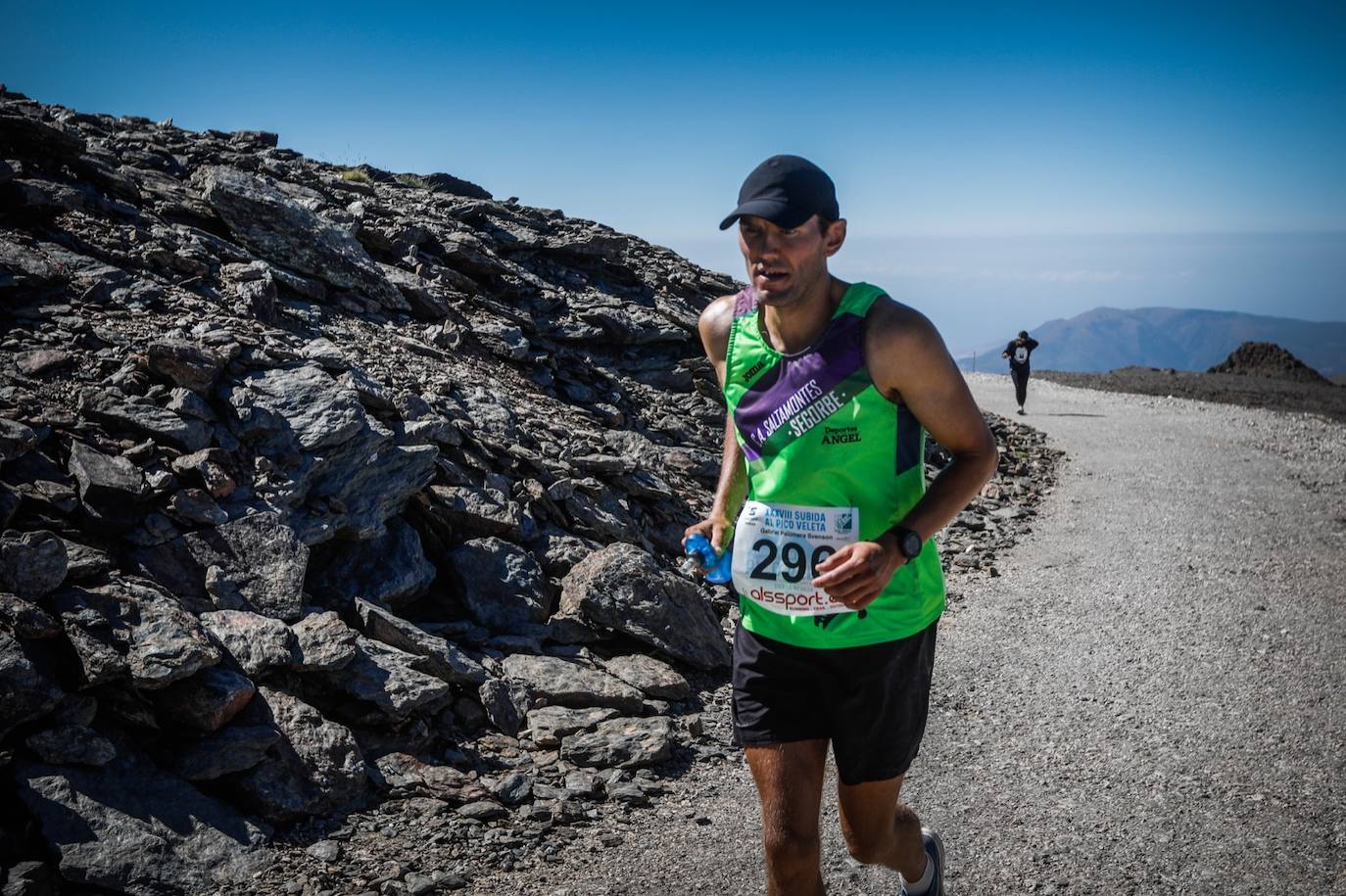 La 38 edición de la Subida Internacional Pico Veleta se ha celebrado este domingo.