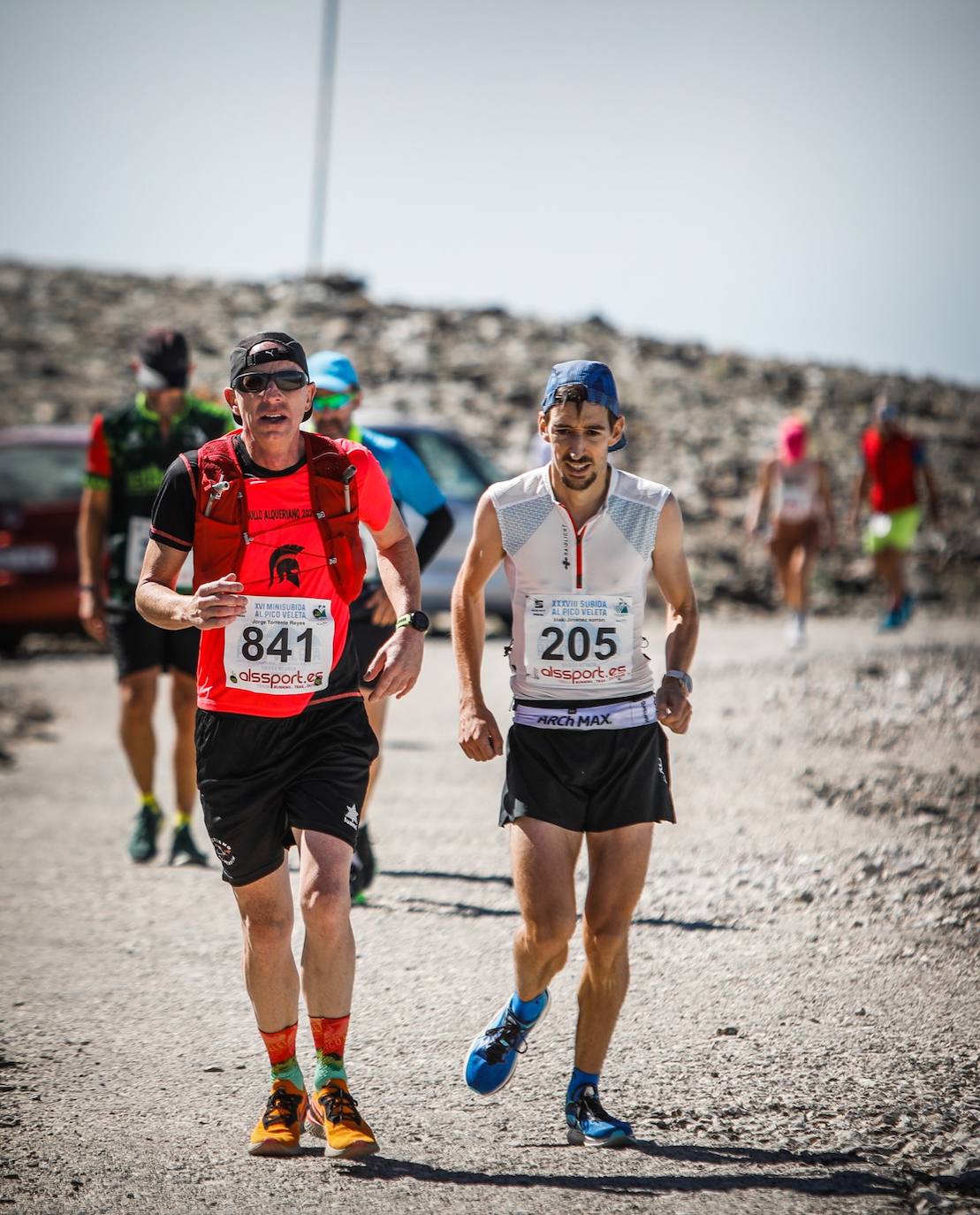 La 38 edición de la Subida Internacional Pico Veleta se ha celebrado este domingo.