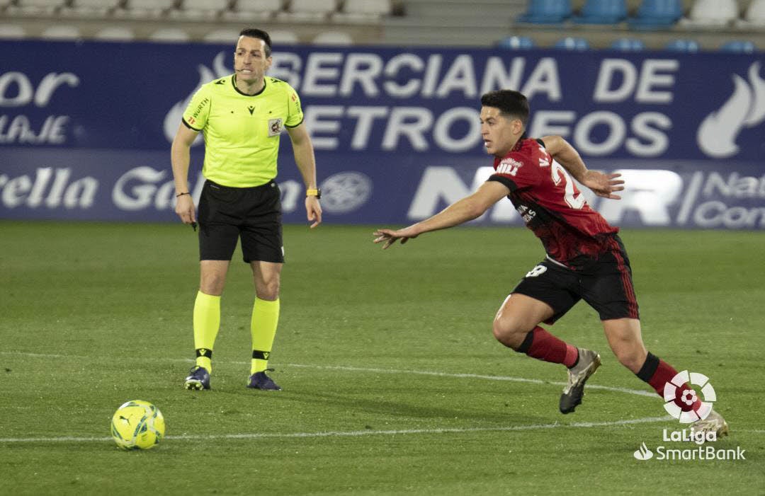Víctor Meseguer, con el Mirandés.