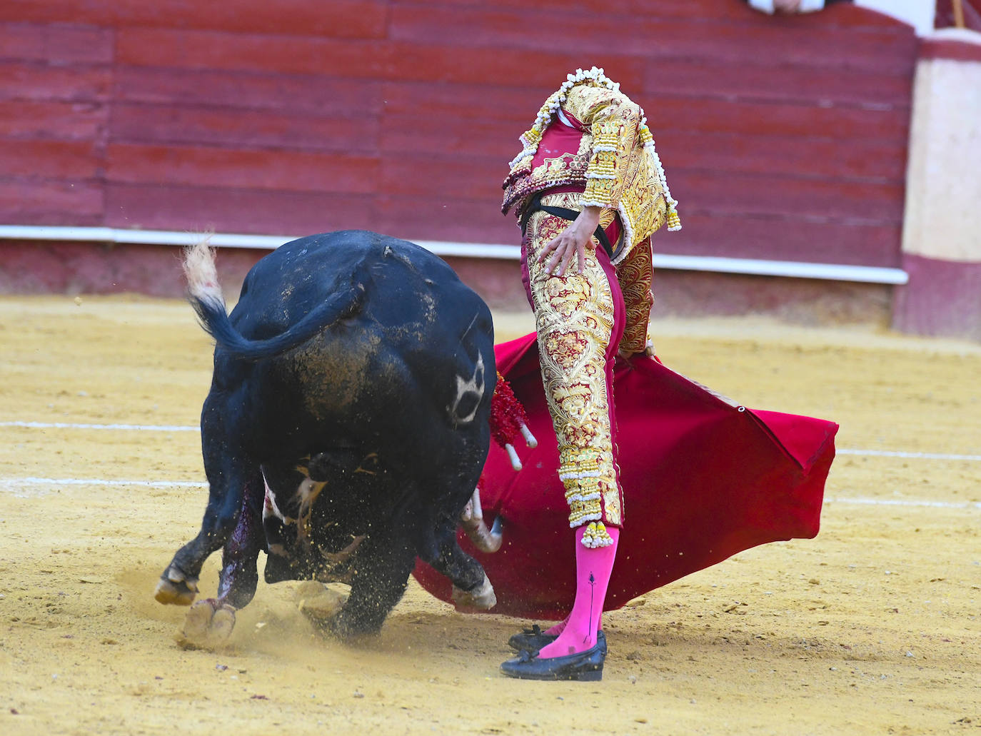 Emilio De Justo y Roca Rey brindaron una gran tarde de toros. 