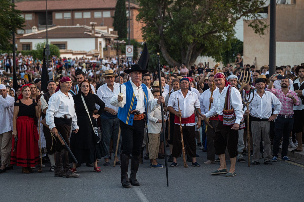 La Peza se vuelca en la recreación del 'alcalde carbonero' y la Guerra de la Independencia