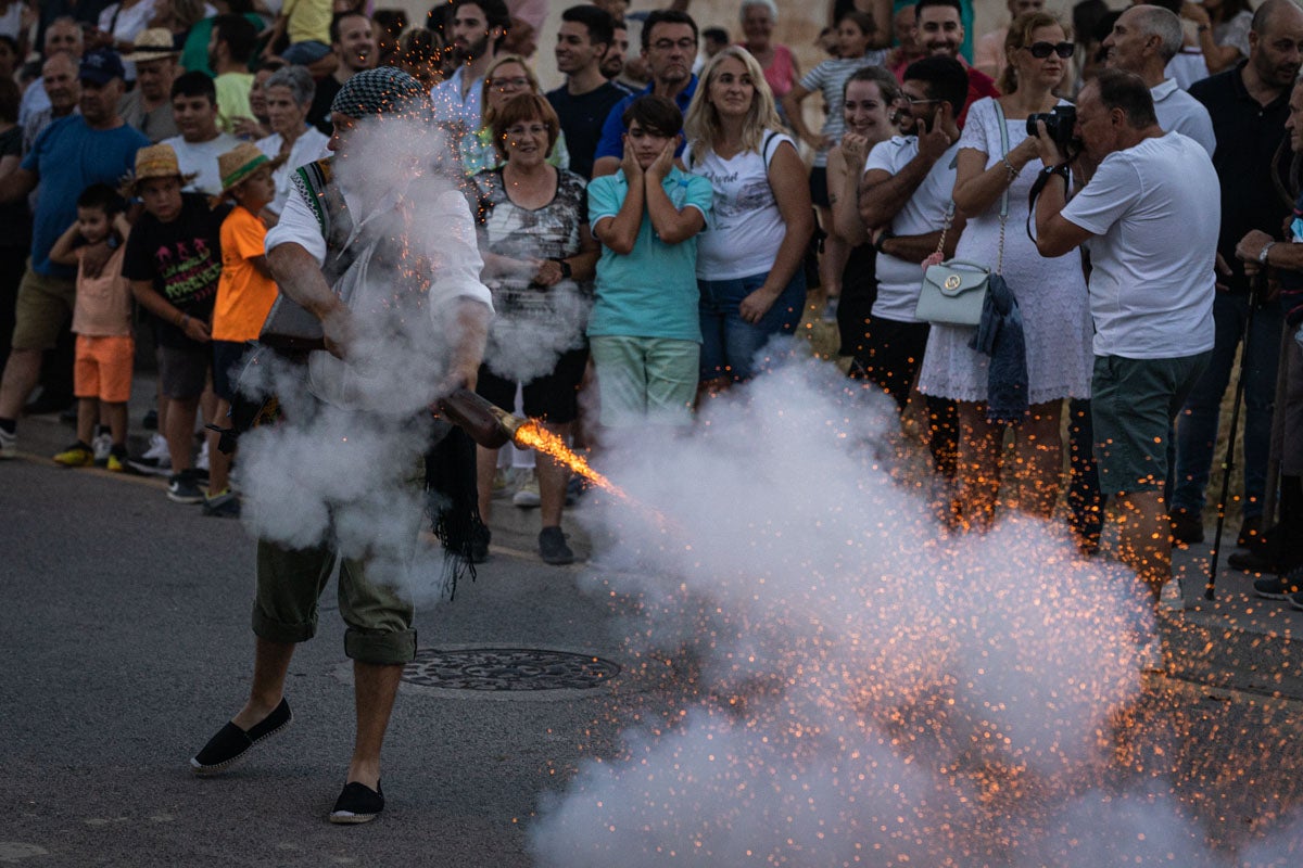 La Peza se vuelca en la recreación del 'alcalde carbonero' y la Guerra de la Independencia