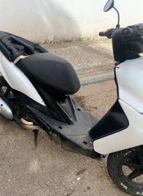 Imagen secundaria 2 - Destrozan varios vehículos en el Realejo