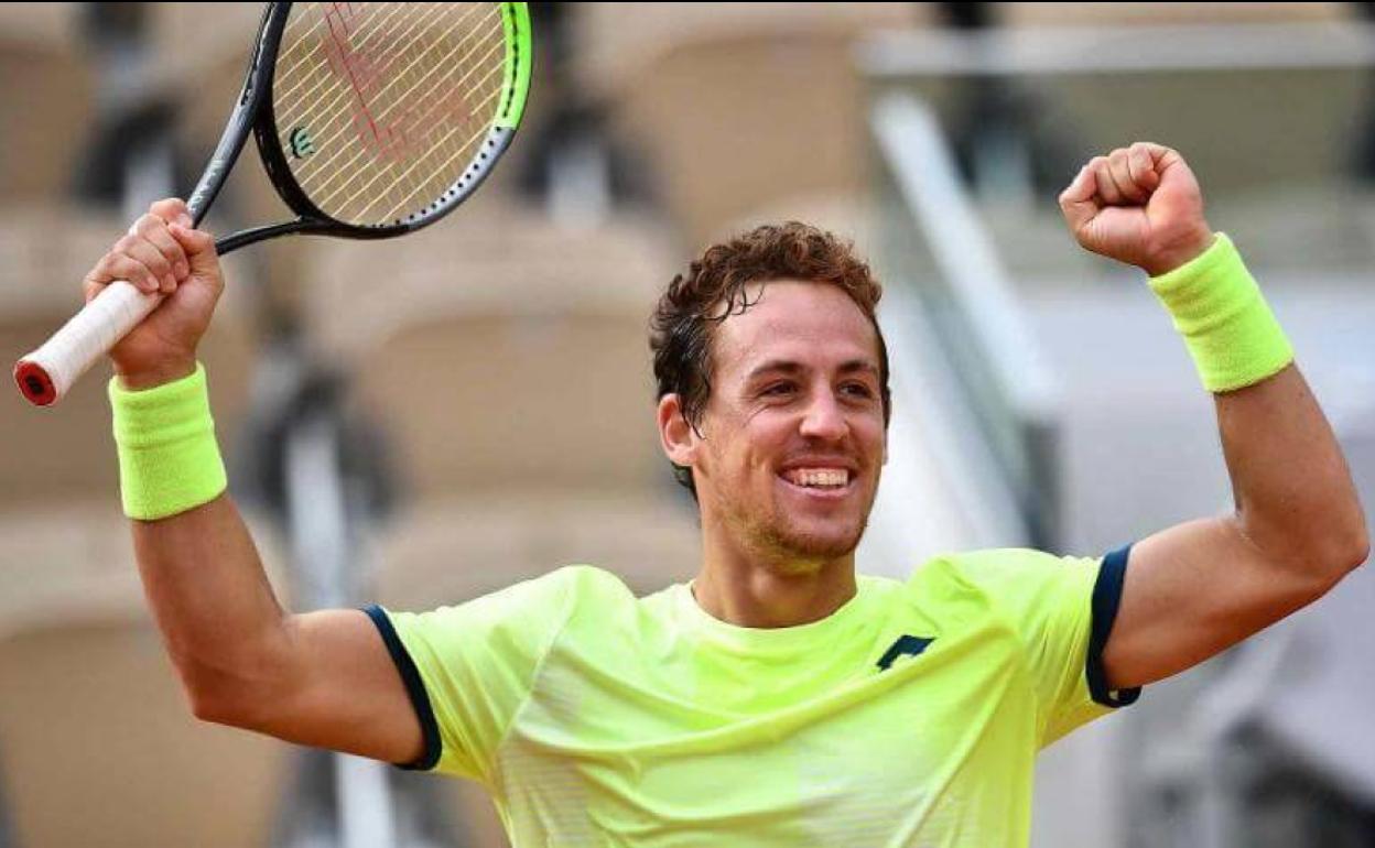 Alegría de Roberto Carballés, que pasa a la segunda ronda del US Open contra Shapovalov.