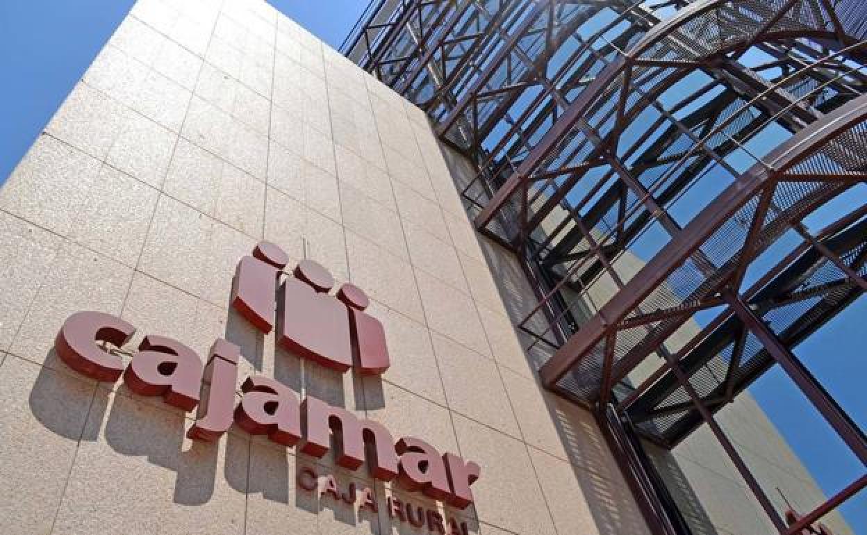 Sede de Cajamar en Almería. 