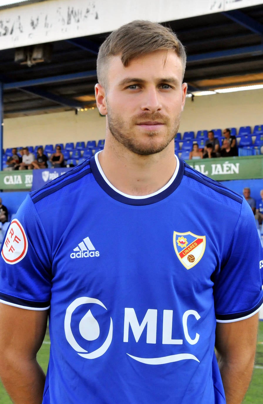 Dani Perejón en la presentación oficial del equipo en Linarejos hace algunos días.