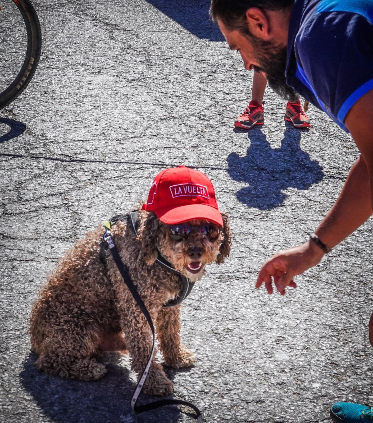 Gran ambiente para recibir a la competición ciclista nacional por excelencia