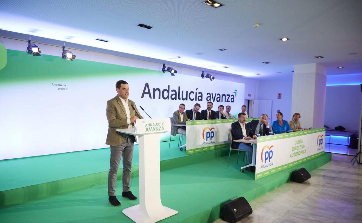 EL presidente del PP-A, durante su intervención en la junta durectiva, ayer en Sevilla.