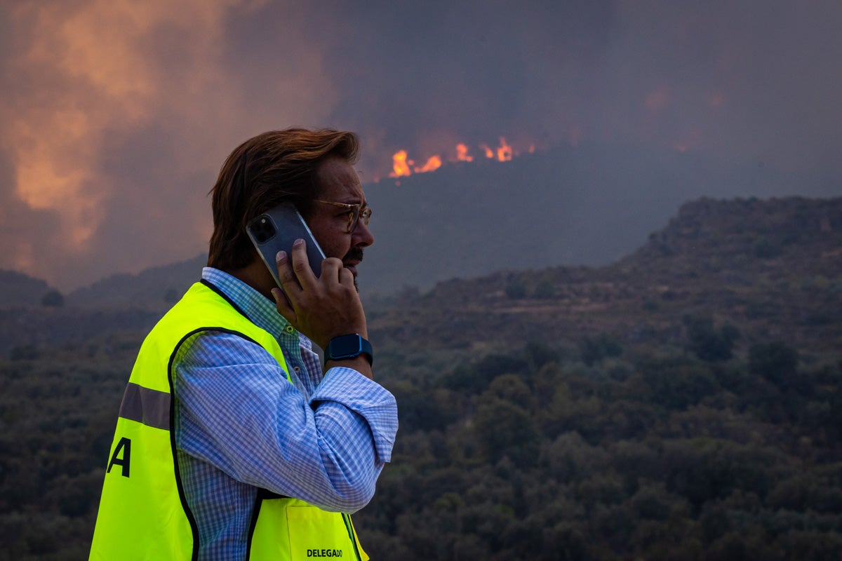 Las imágenes del mayor incendio de la provincia en lo que va de año