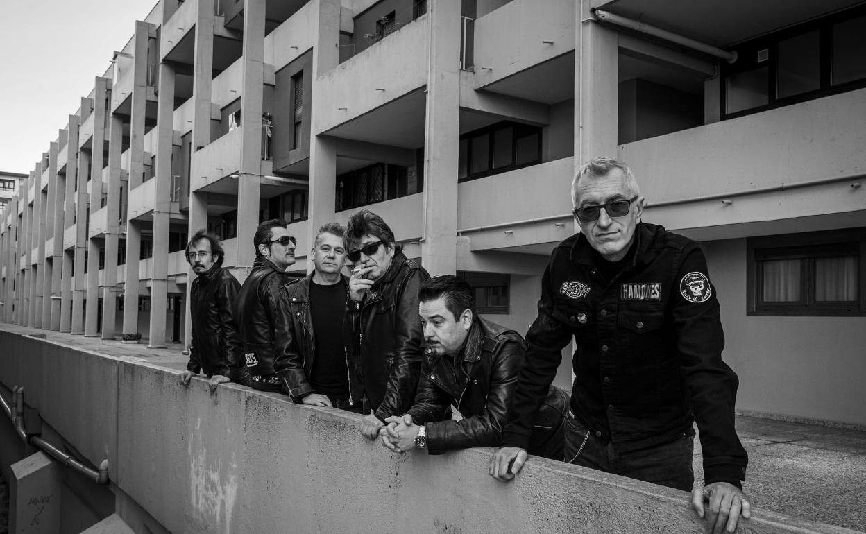 Santi Delgado y Los Runaway. 