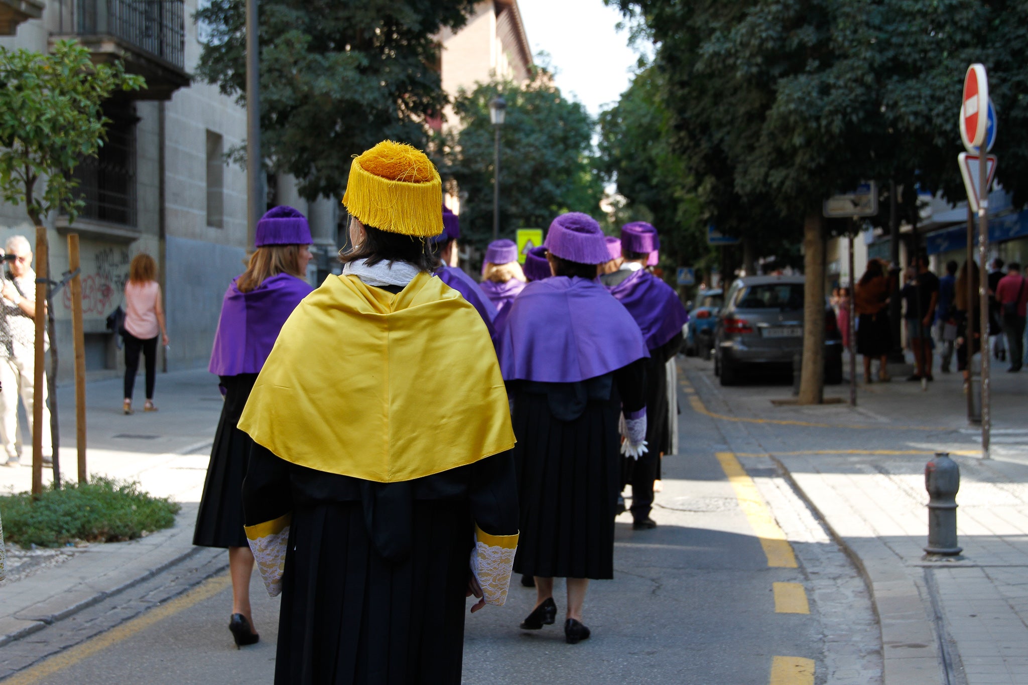 La rectora Pilar Aranda preside su última apertura de curso y recibe una emotiva ovación.