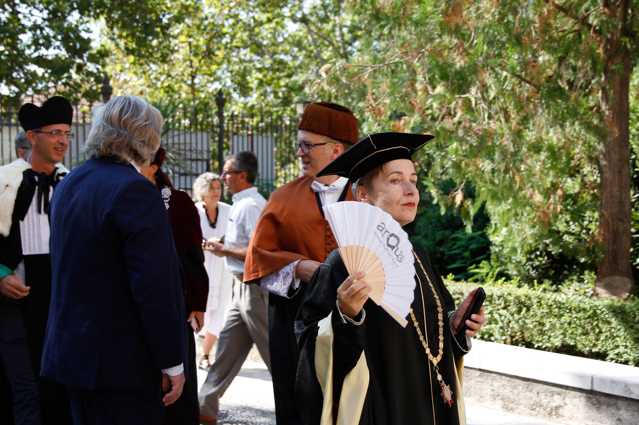 La rectora Pilar Aranda preside su última apertura de curso y recibe una emotiva ovación.