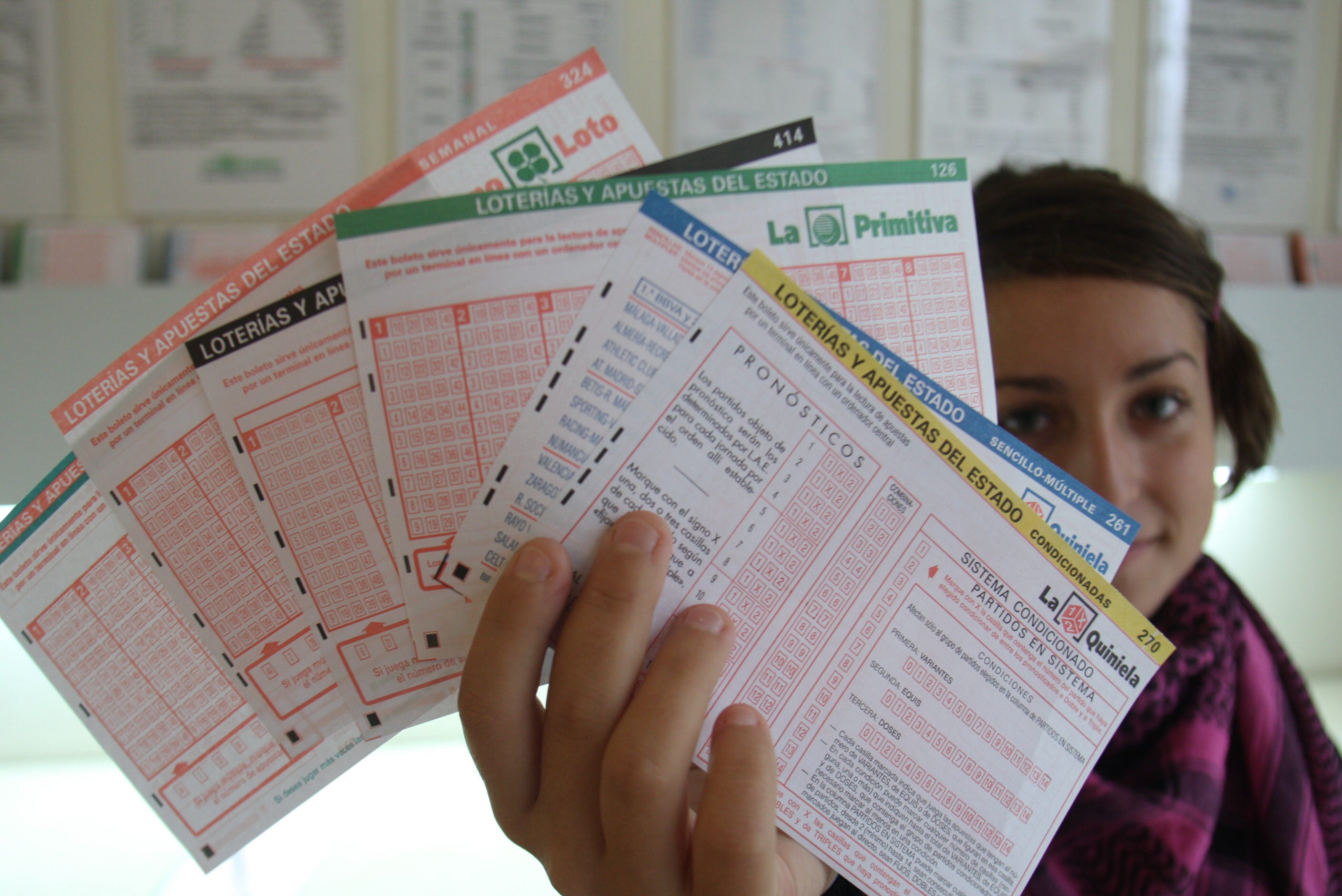 Distintos juegos de Loterías y Apuestas del Estado.