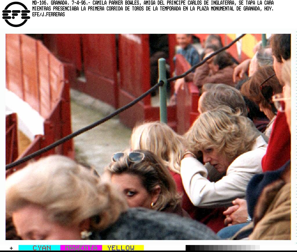 Camila en los toros en Granada en 1996. 