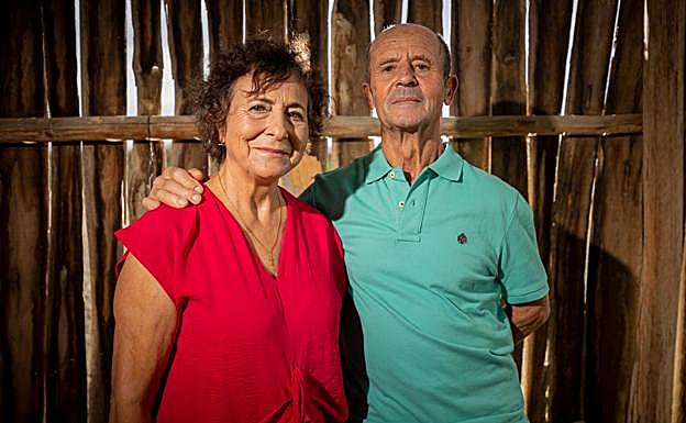 Cristina y Pepe, matrimonio y abuelos en la ficción... y en la realidad. 