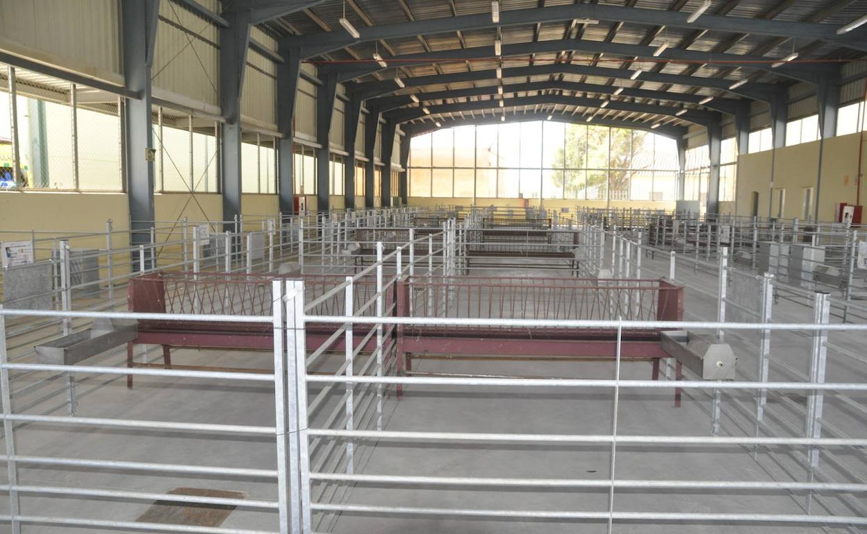 Instalaciones destinadas a los animales vacías, a causa del brote de viruela ovina.