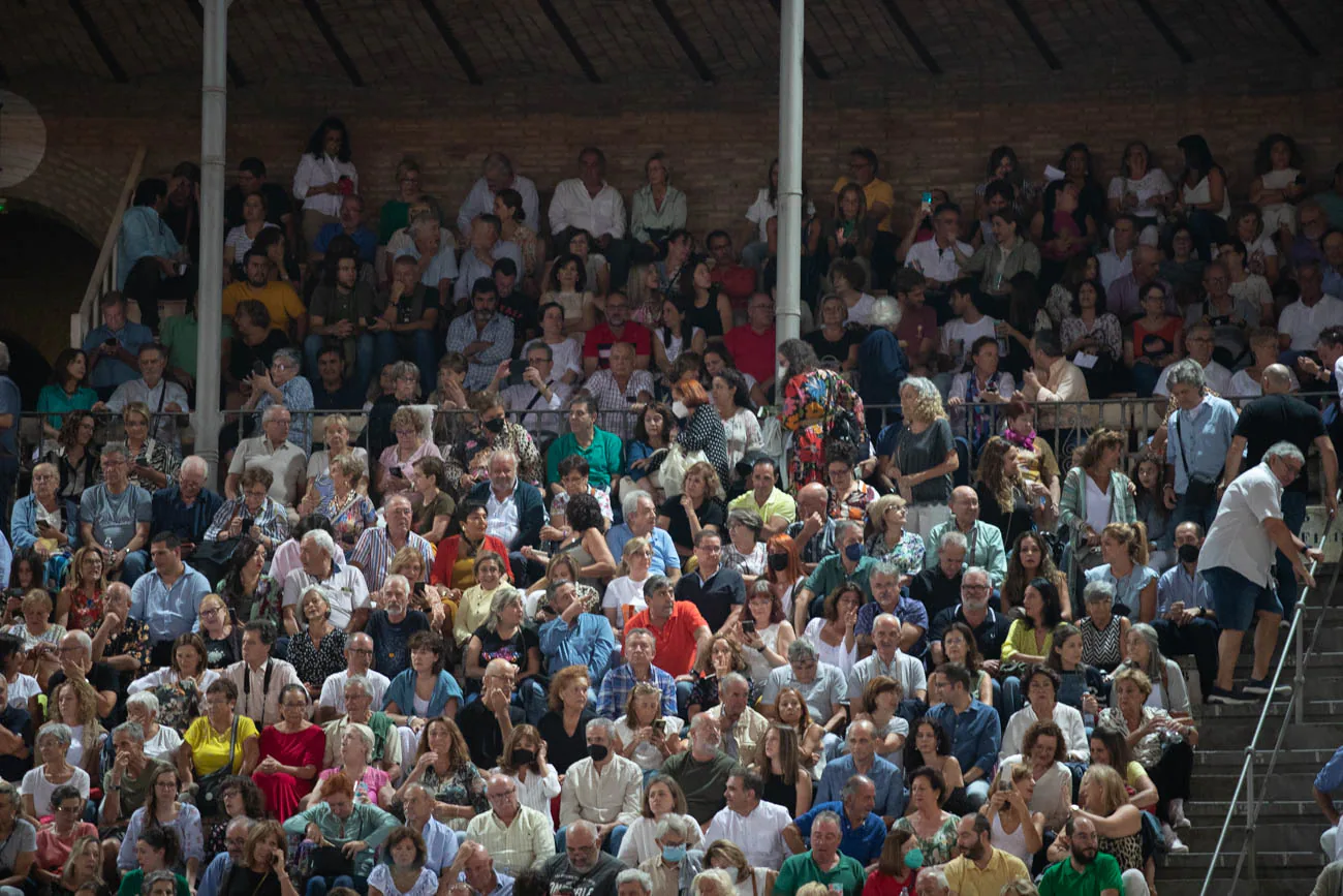 Imágenes del concierto de Joan Manuel Serrat en Granada