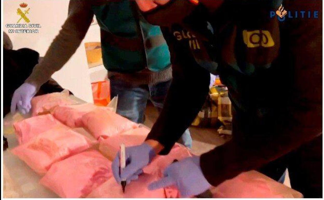 Operación en Madrid en 2021 contra la cocaína rosa.
