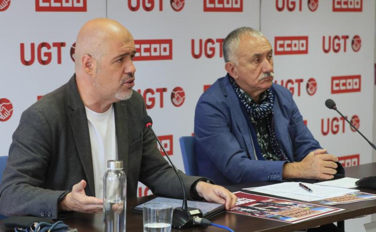 Los secretarios generales de CC OO y UGT, Unai Sordo y Pepe Álvarez. 