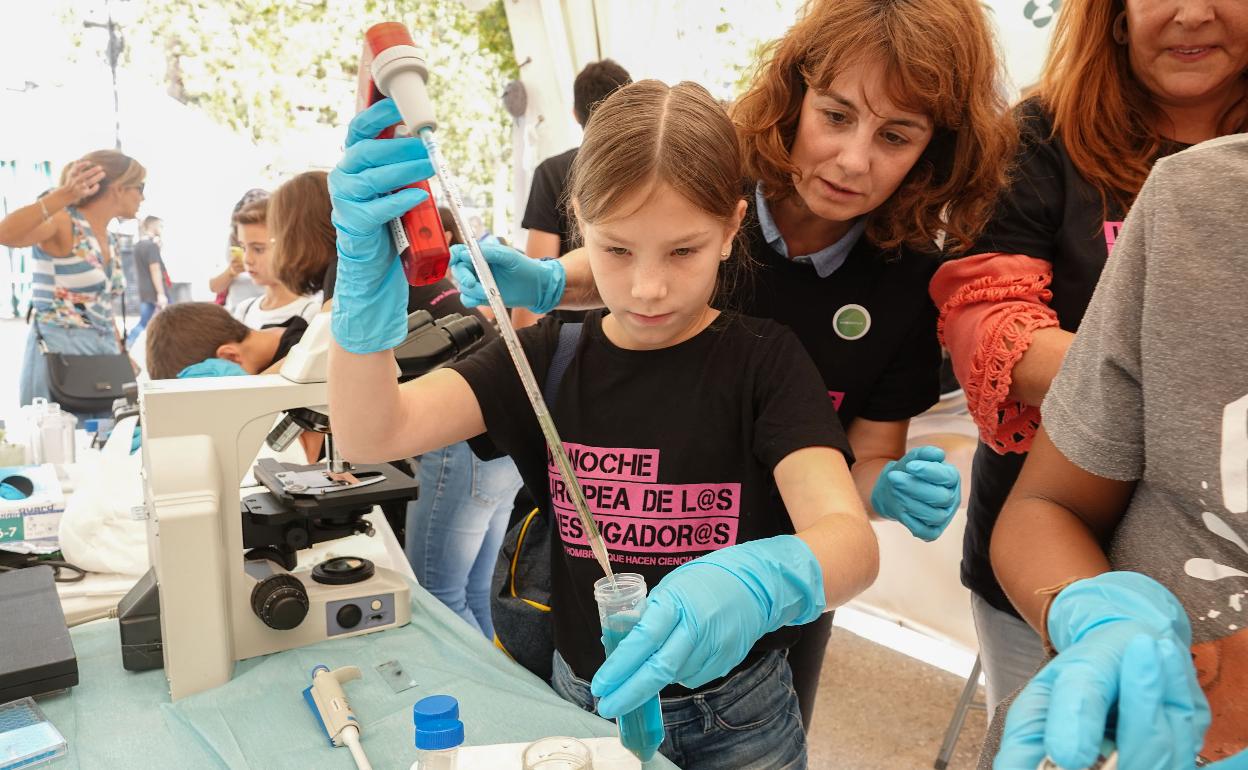 Actividades durante la Noche Europea de los Investigadores de una edición anterior