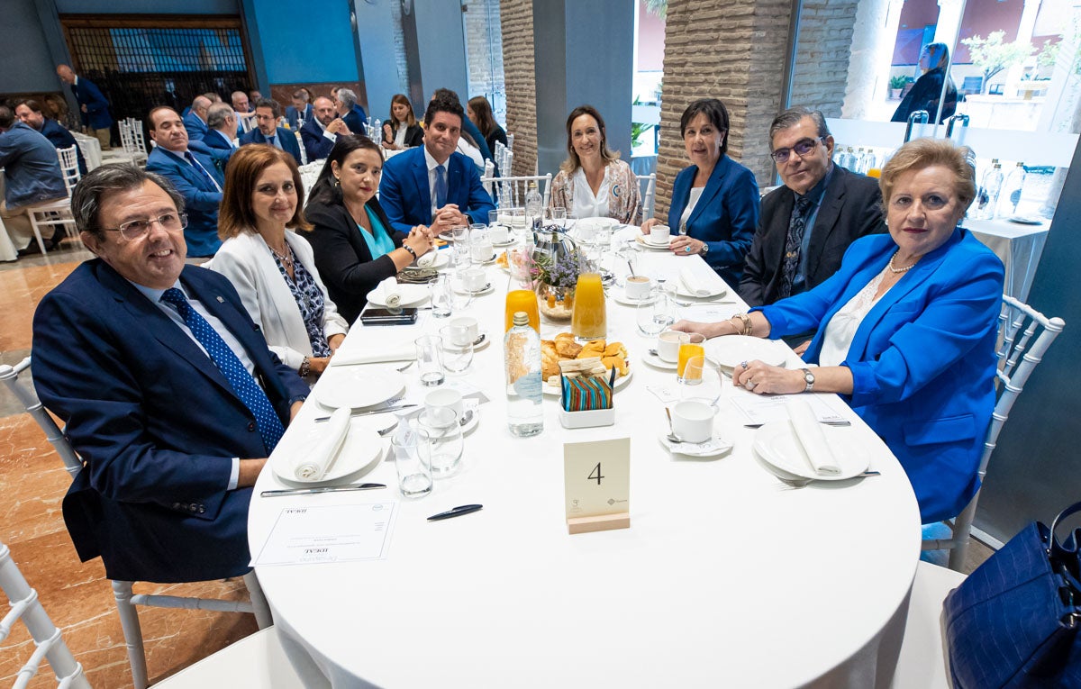 Desayun informativo con la consejera de Salud, Catalina García, en el Hotel Santa Paula