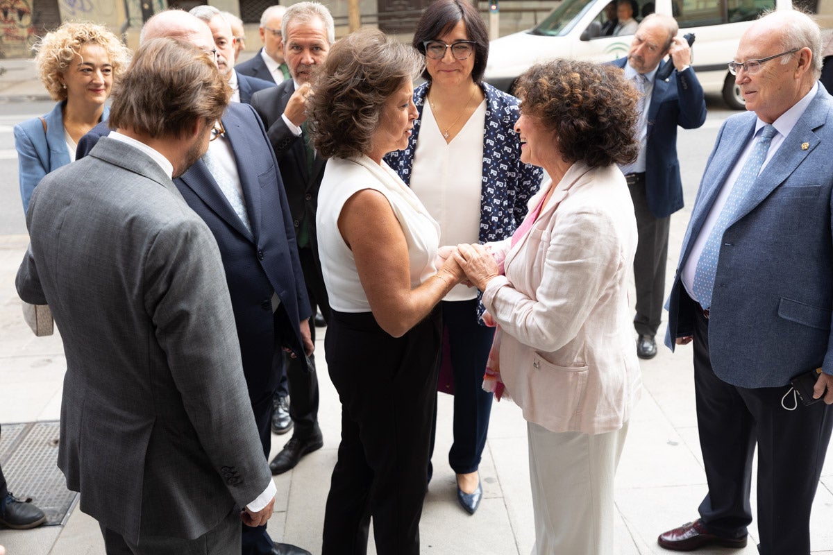 Desayun informativo con la consejera de Salud, Catalina García, en el Hotel Santa Paula