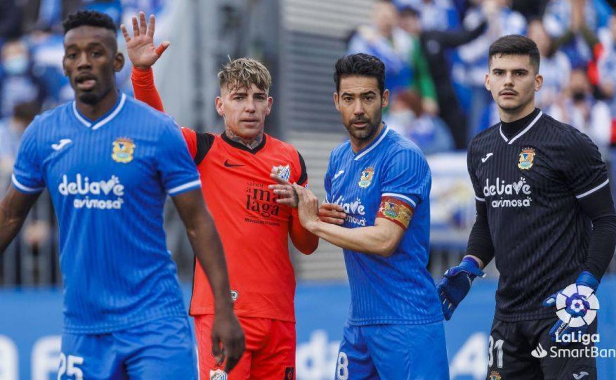 Belman, a la derecha, en un partido del Fuenlabrada ante el Málaga. 