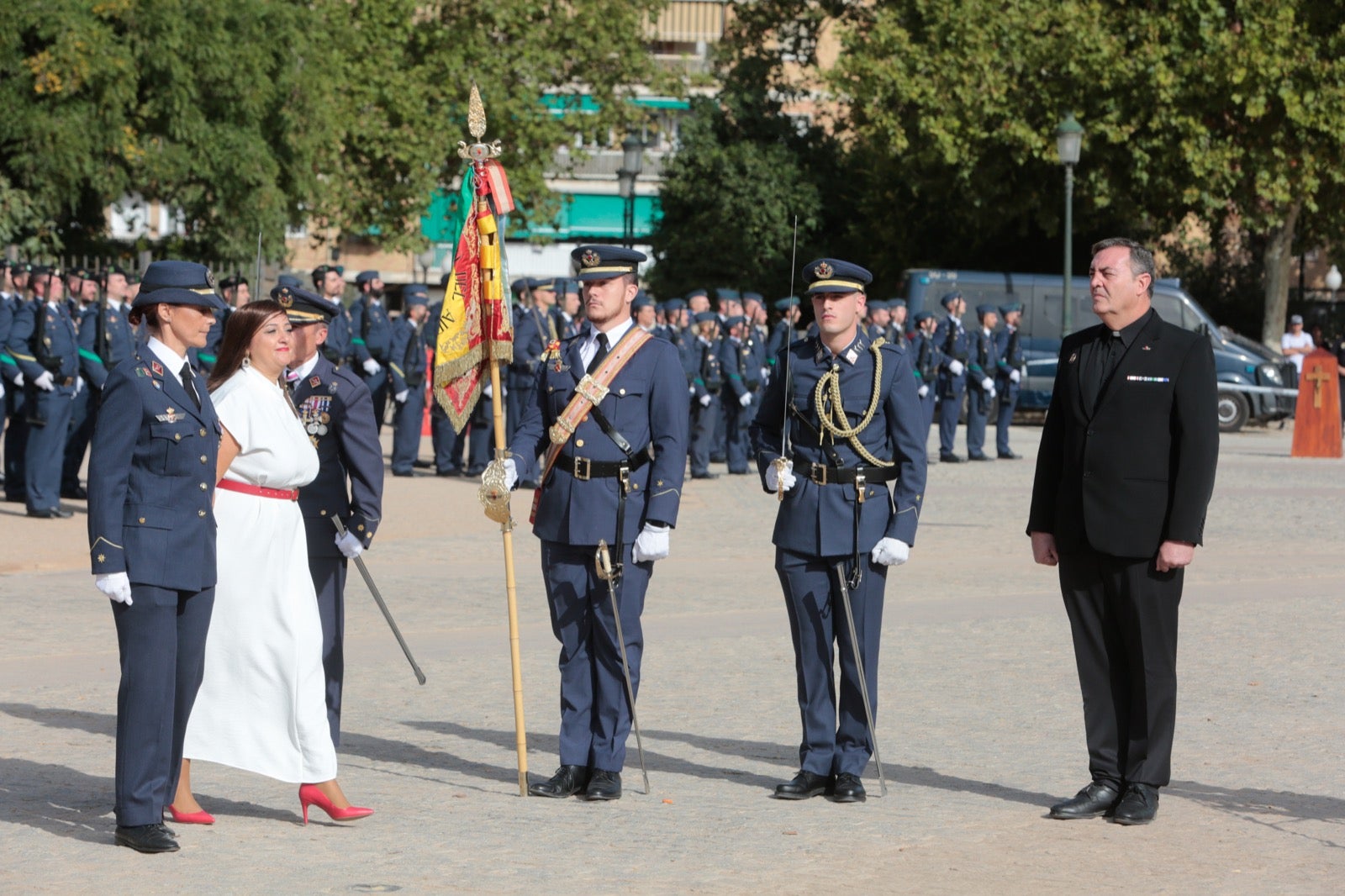 Jura de bandera de civiles en la Base Aérea de Armilla