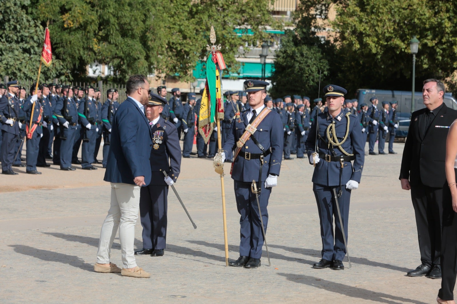 Jura de bandera de civiles en la Base Aérea de Armilla