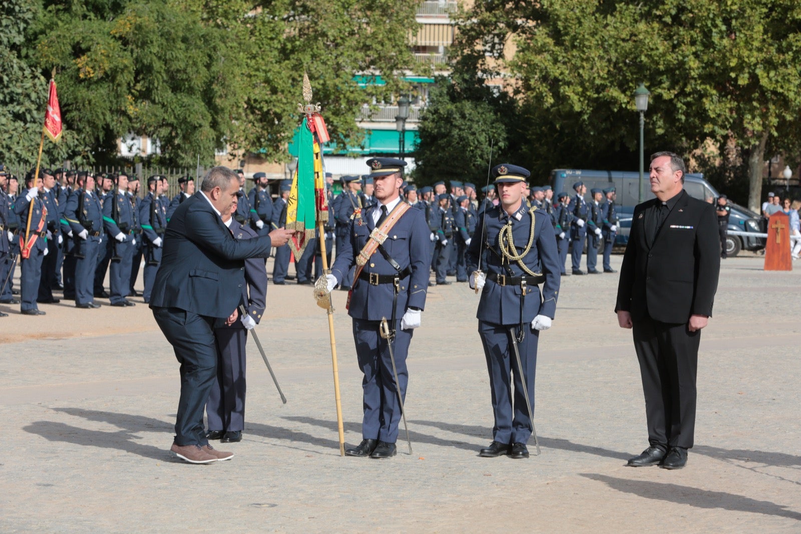 Jura de bandera de civiles en la Base Aérea de Armilla