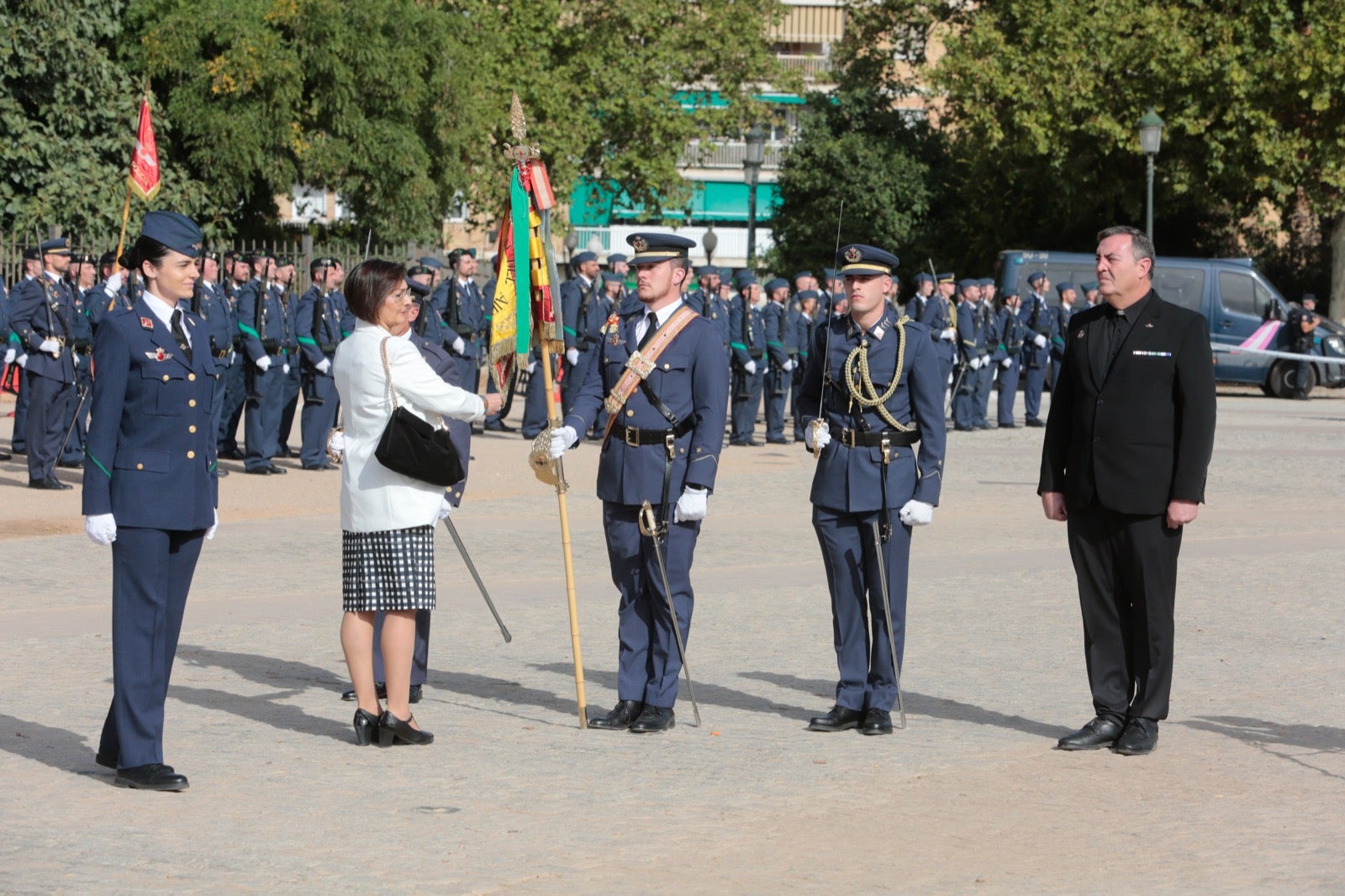 Jura de bandera de civiles en la Base Aérea de Armilla