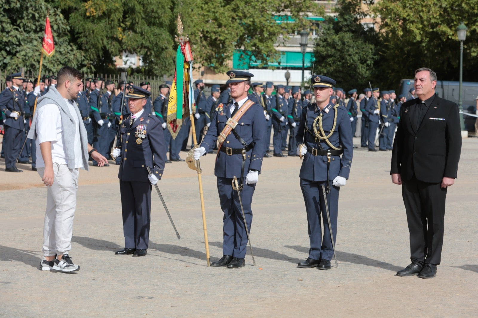 Jura de bandera de civiles en la Base Aérea de Armilla