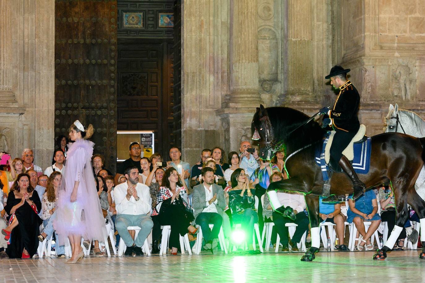 Cultura en Almería | Moda, caballos y flamenco a los pies de la Catedral de Almería
