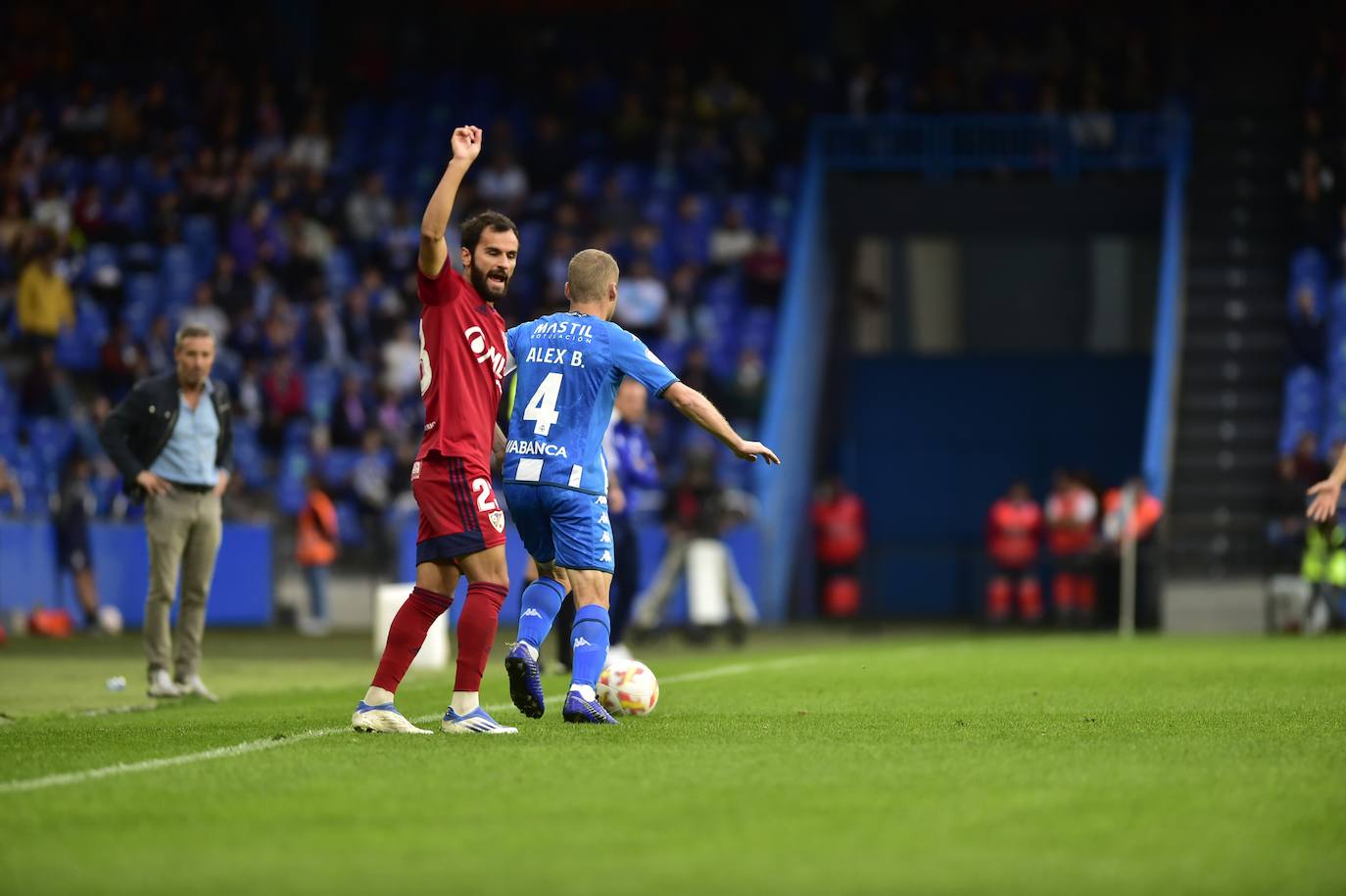 Imagen secundaria 1 - Deportivo 2-1 Linares : La primera derrota del Linares Deportivo llega en Riazor
