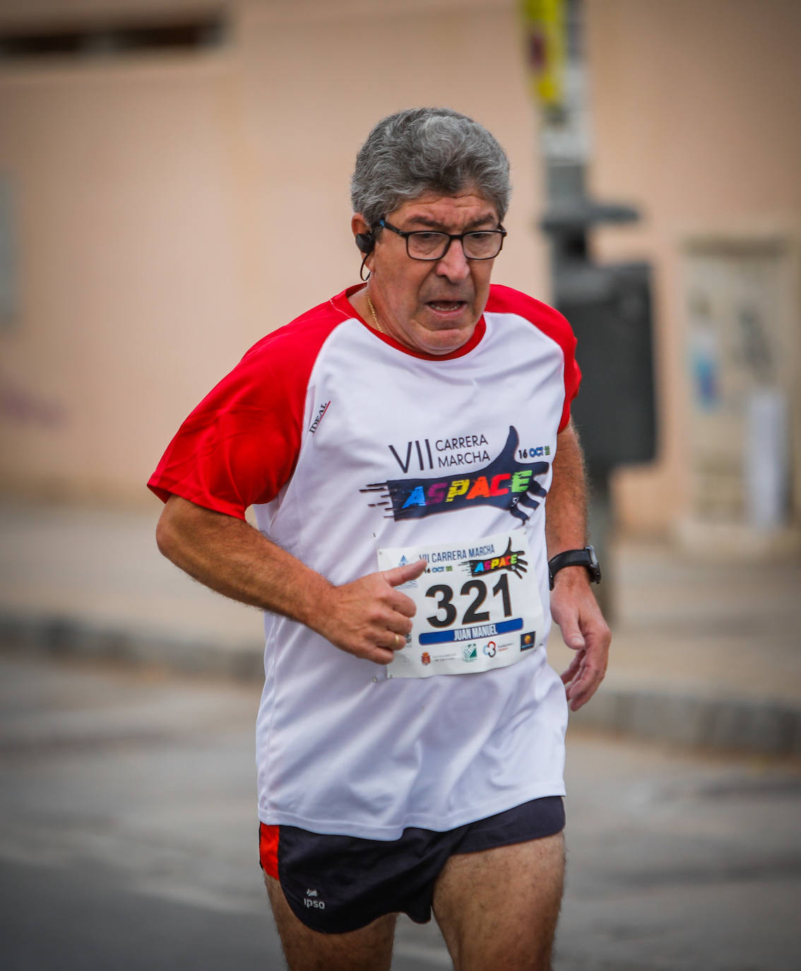 El lema de la carrera es 'Ahora te toca a ti'.