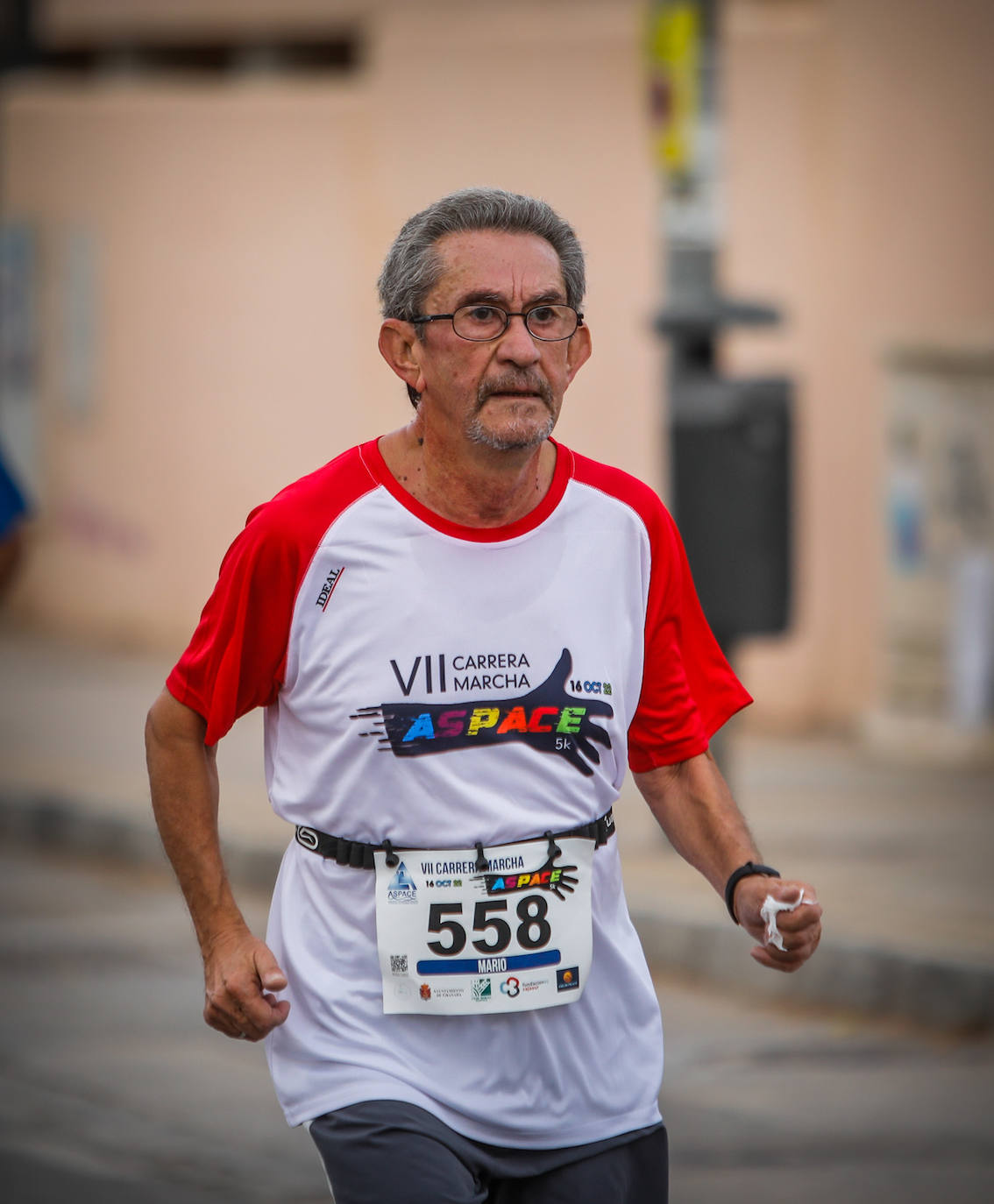 El lema de la carrera es 'Ahora te toca a ti'.