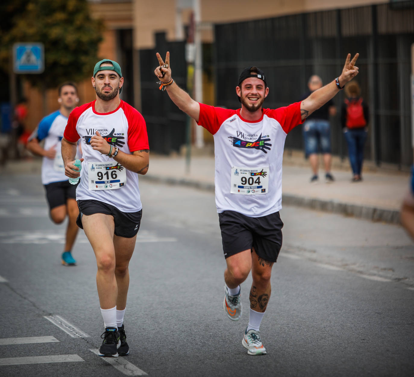 El lema de la carrera es 'Ahora te toca a ti'.