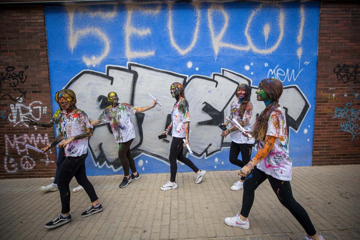 Alumnos de la Facultad de Medicina celebran la tradicional fiesta de octubre